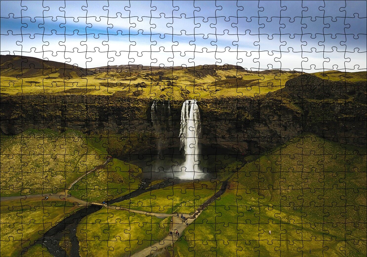 Dev Şelale ve Yemyeşil Çevre Puzzle Yapboz MDF Ahşap 255 Parça 34 cm X 49 cm