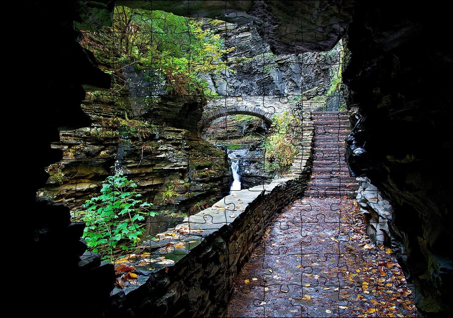 Orman Mağara Merdivenler ve Şelale Puzzle Yapboz MDF Ahşap