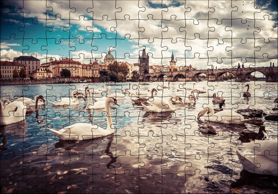 Prag Charles Köprüsü ve Kuğular Puzzle Yapboz MDF Ahşap