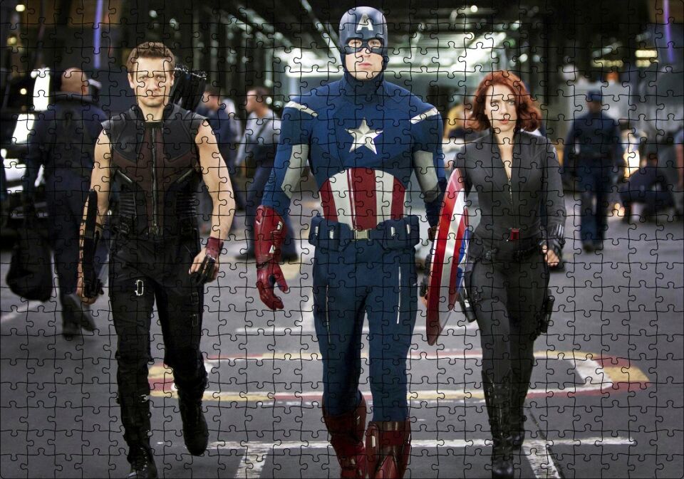 Yenilmezler Kaptan Amerika Kara Dul ve Hawkeye Puzzle Yapboz MDF Ahşap 500 Parça 49 cm X 68 cm