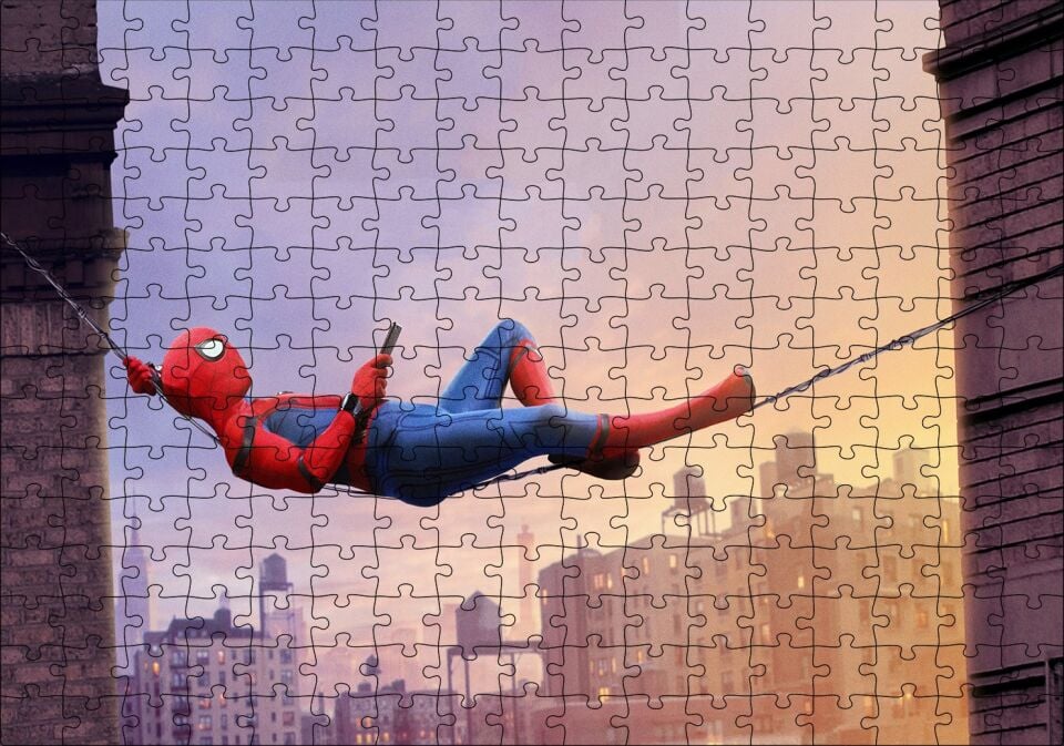 Siyah Hippi Gözlüklü Sarı Kedi Puzzle Yapboz MDF Ahşap 255 Parça 34 cm X 49 cm