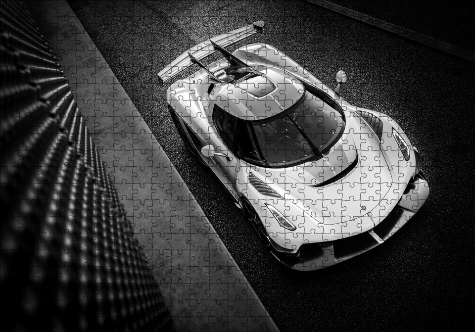 Koenigsegg Jesko Siyah Beyaz Puzzle Yapboz MDF Ahşap 500 Parça 49 cm X 68 cm