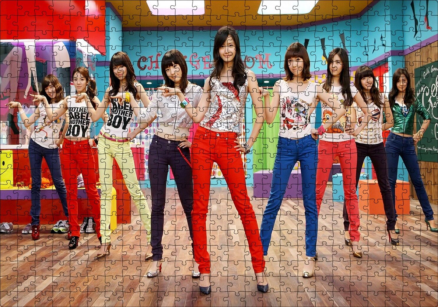 Renkli Girls Generation Kızlar Puzzle Yapboz MDF Ahşap 500 Parça 49 cm X 68 cm