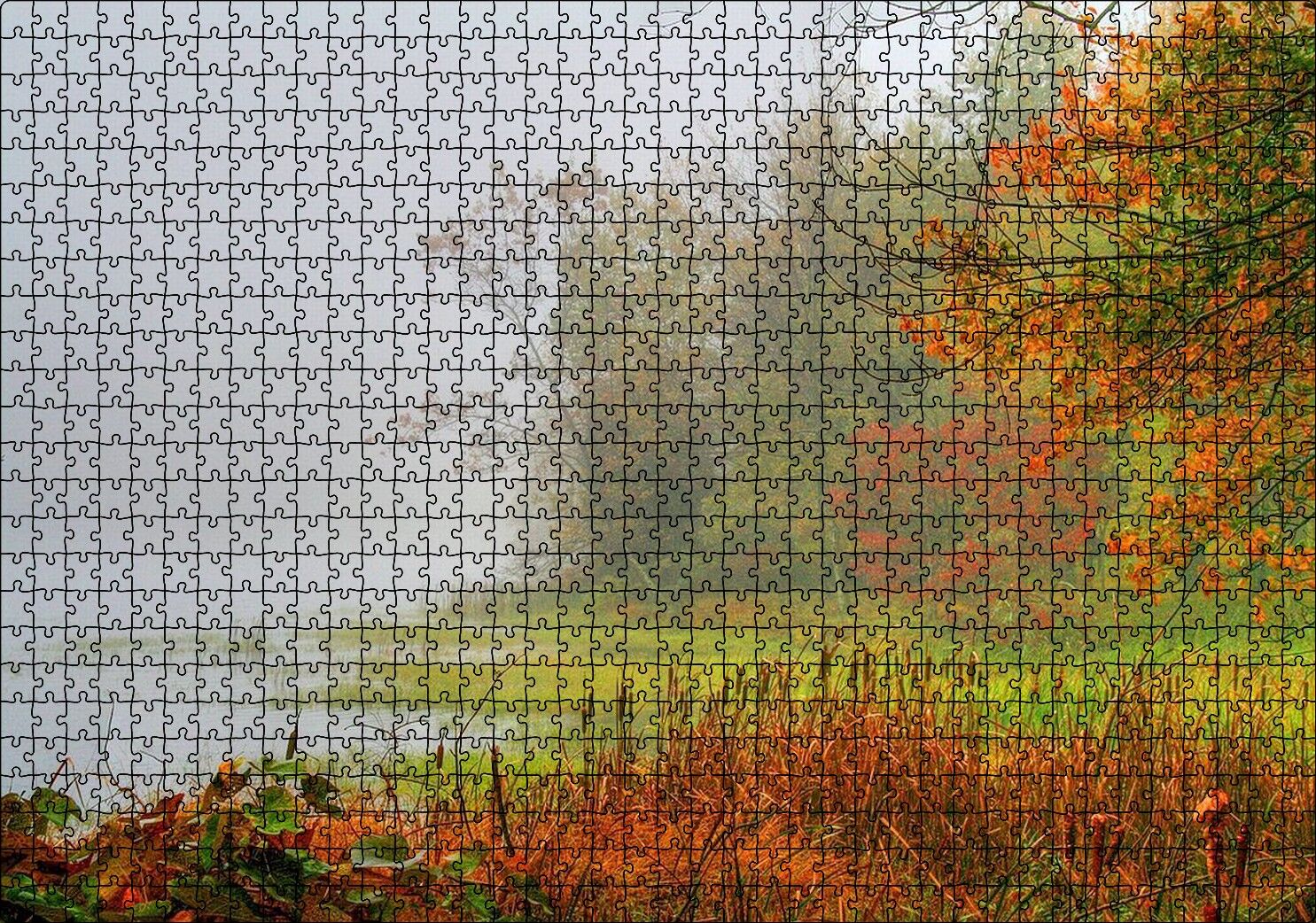 Sisli Ormanda Sonbahar Renkleri ve Göl Puzzle Yapboz MDF Ahşap 1000 Parça 49 cm X 68 cm