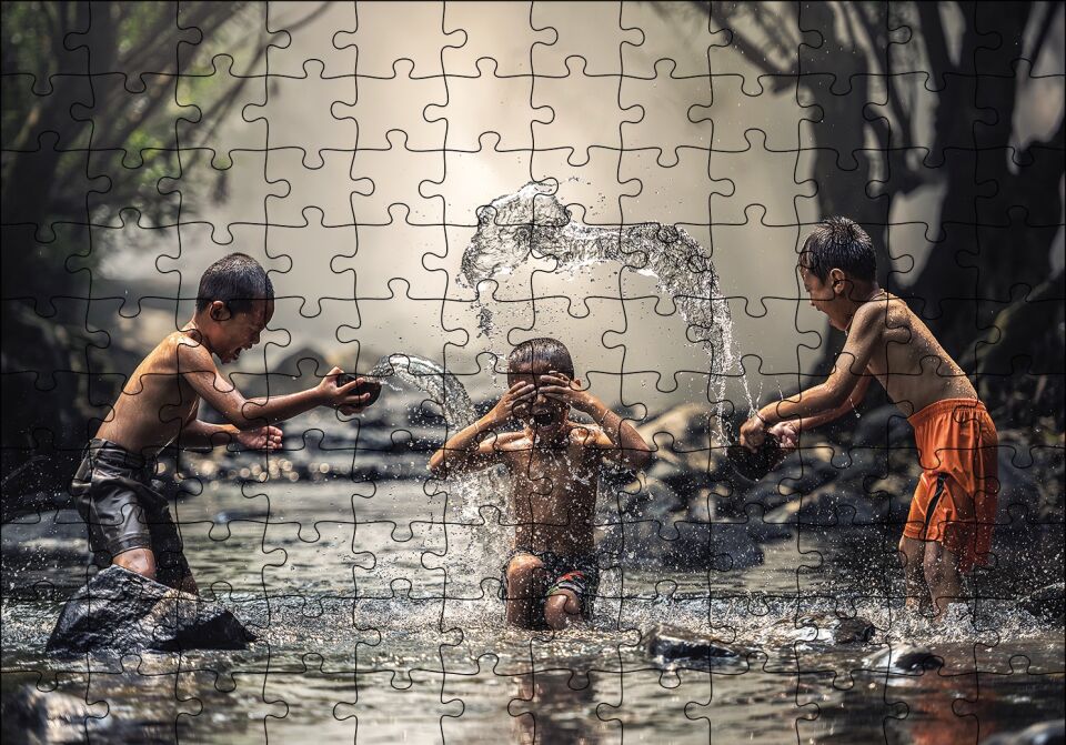 Suda Eğlenen Çocuklar Puzzle Yapboz MDF Ahşap