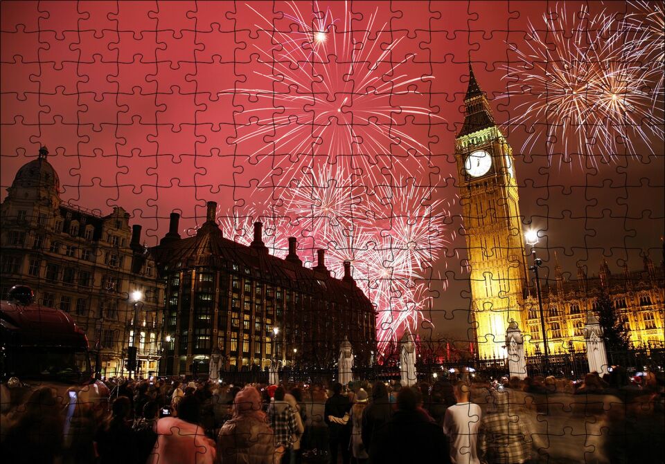 Londra Big Ben Yılbaşı Havai Fişekler Puzzle Yapboz MDF Ahşap 255 Parça 34 cm X 49 cm