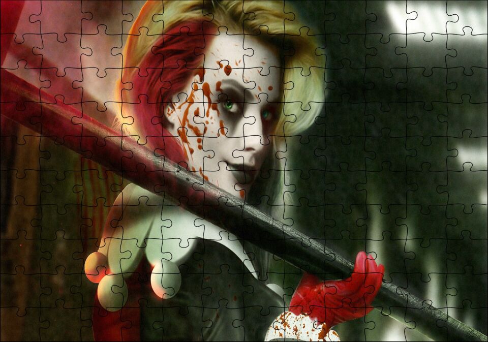 Harley Quinn Kan Kraliçesi Görseli Puzzle Yapboz MDF Ahşap 120 Parça 24 cm X 34 cm