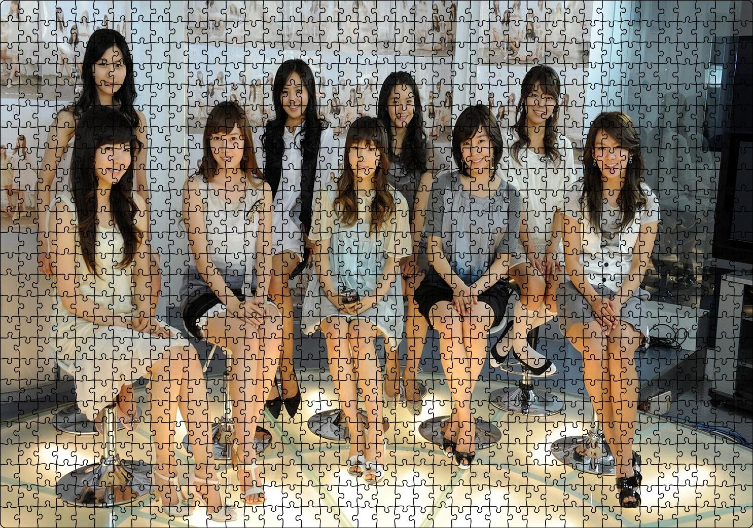 Sütüdyoda Girls Generation Kızlar Puzzle Yapboz MDF Ahşap 1000 Parça 49 cm X 68 cm