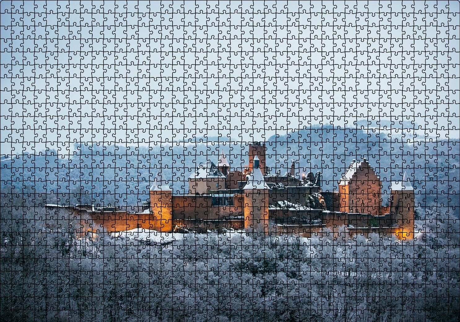 Lüksemburg Bourscheid Kalesi ve Karlı Tepeler Puzzle Yapboz MDF Ahşap 1000 Parça 49 cm X 68 cm