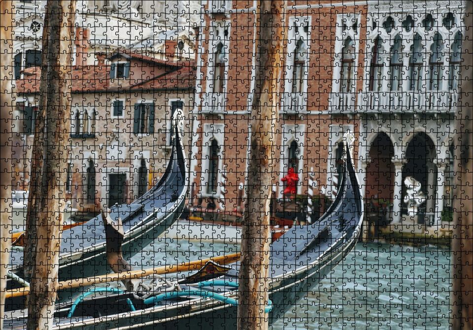 Kanalda Gondollar ve Binalar Puzzle Yapboz MDF Ahşap 1000 Parça 49 cm X 68 cm
