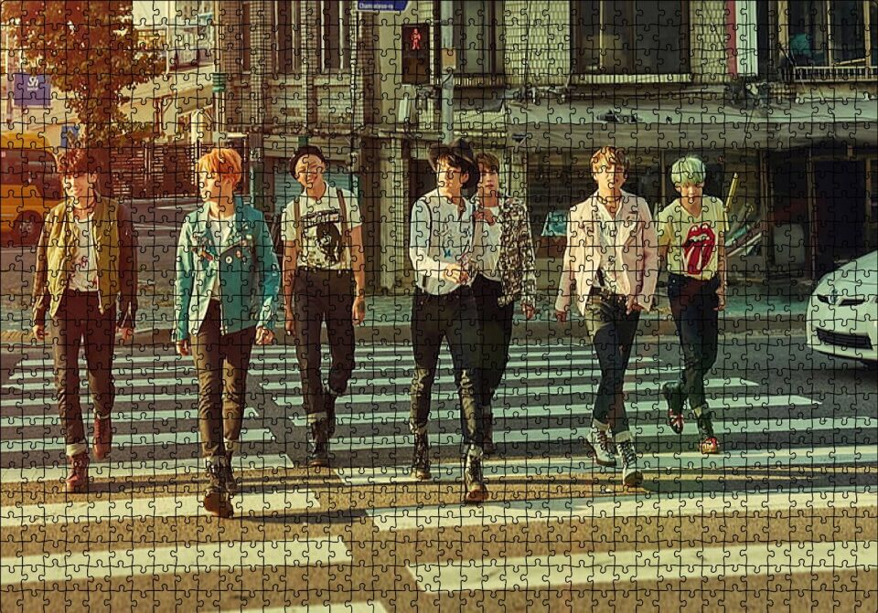 BTS Kore Pop Yaya Geçidinde Puzzle Yapboz MDF Ahşap 1000 Parça 49 cm X 68 cm