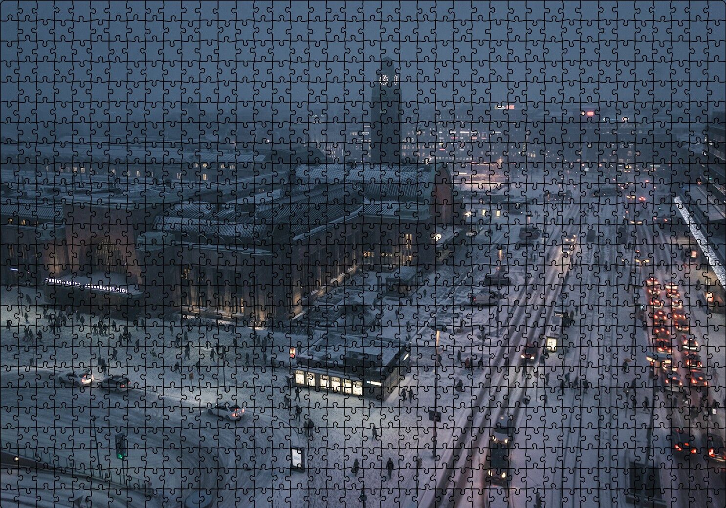 Karla Kaplı Caddeler ve Tren İstasyonu Puzzle Yapboz MDF Ahşap 1000 Parça 49 cm X 68 cm