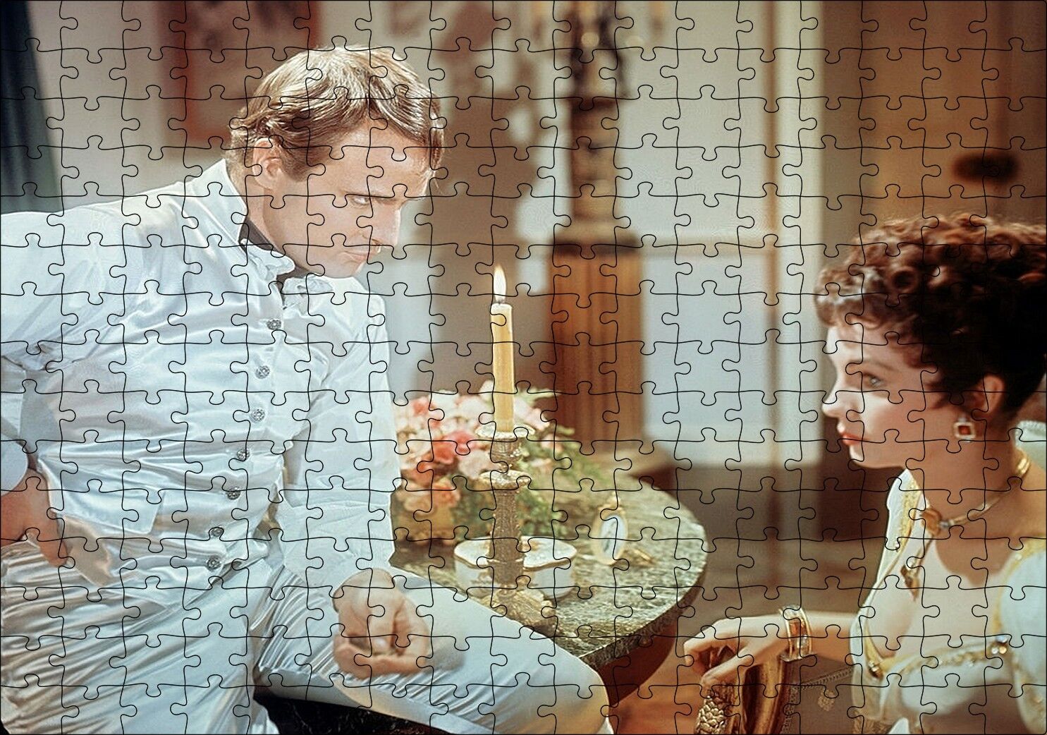 Marlon Brando Napoleon Bonaparte Rolünde ve Jean Simmons Puzzle Yapboz MDF Ahşap 255 Parça 34 cm X 49 cm