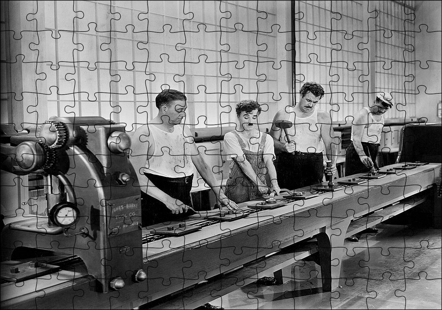 Modern Zamanlarda Charlie Chaplin Puzzle Yapboz MDF Ahşap 120 Parça 24 cm X 34 cm