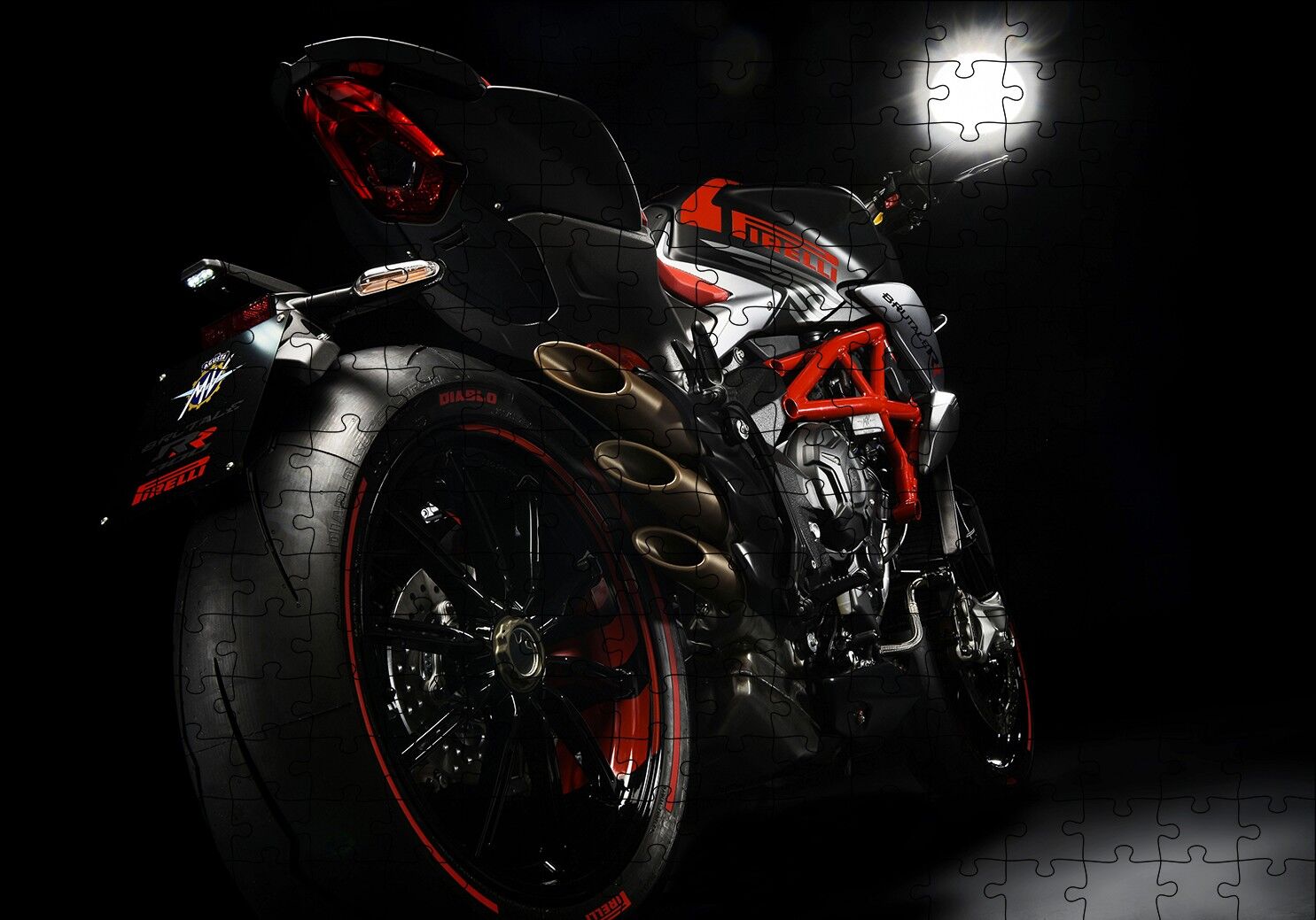 MV Agusta Brutale 800 RR Arka Görünüş Puzzle Yapboz MDF Ahşap 255 Parça 34 cm X 49 cm