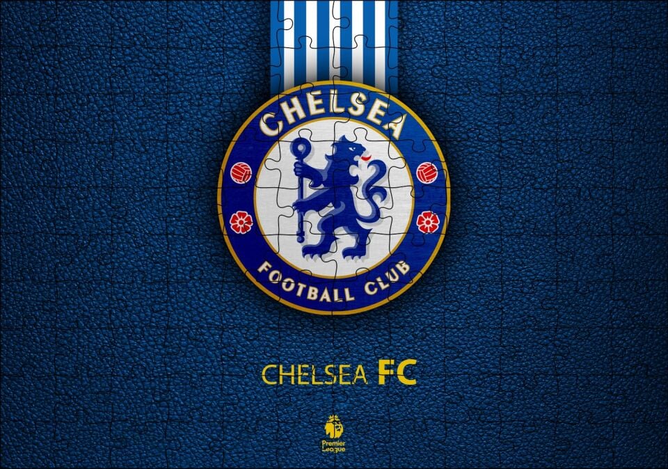 Siyah Deri Doku Üzerinde Chelsea Logosu Puzzle Yapboz MDF Ahşap