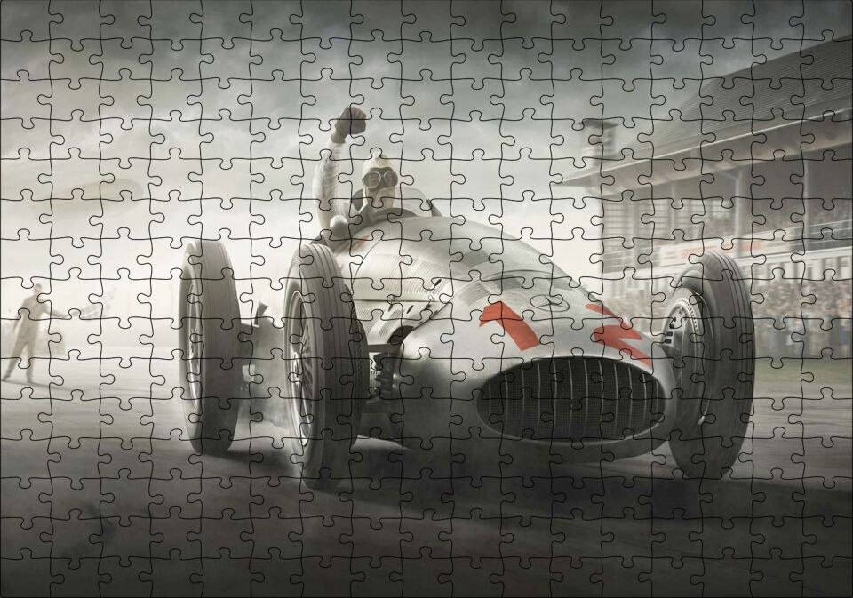 Mercedes Gümüş Ok Görseli Puzzle Yapboz MDF Ahşap 255 Parça 34 cm X 49 cm
