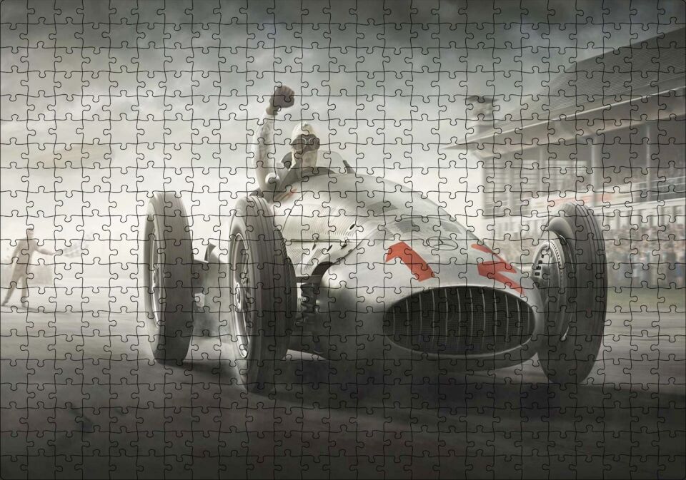 Mercedes Gümüş Ok Görseli Puzzle Yapboz MDF Ahşap 500 Parça 49 cm X 68 cm