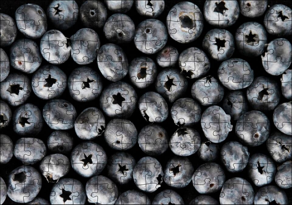 Yabanmersini Meyveleri Yanaşık Düzen Puzzle Yapboz MDF Ahşap