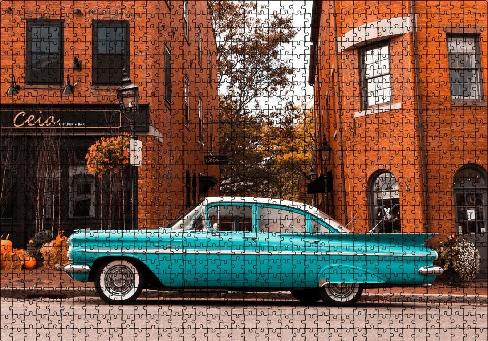 Kırmızı Binalar ve Yeşil Araba Puzzle Yapboz MDF Ahşap 1000 Parça 49 cm X 68 cm