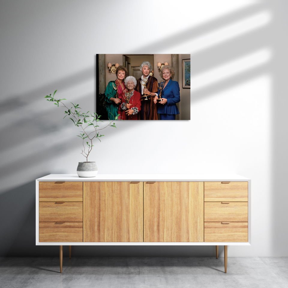 Bir Zamanlar Altın Kızlar MDF Akşap Duvar Tablo 25x35 cm