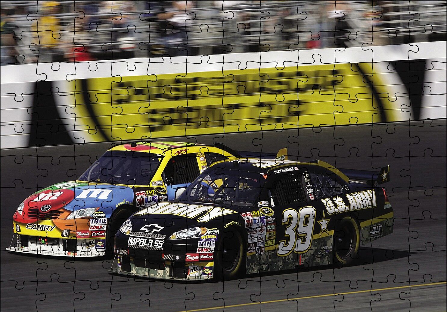 Nascar Yarış Otomobili Puzzle Yapboz MDF Ahşap 120 Parça 24 cm X 34 cm