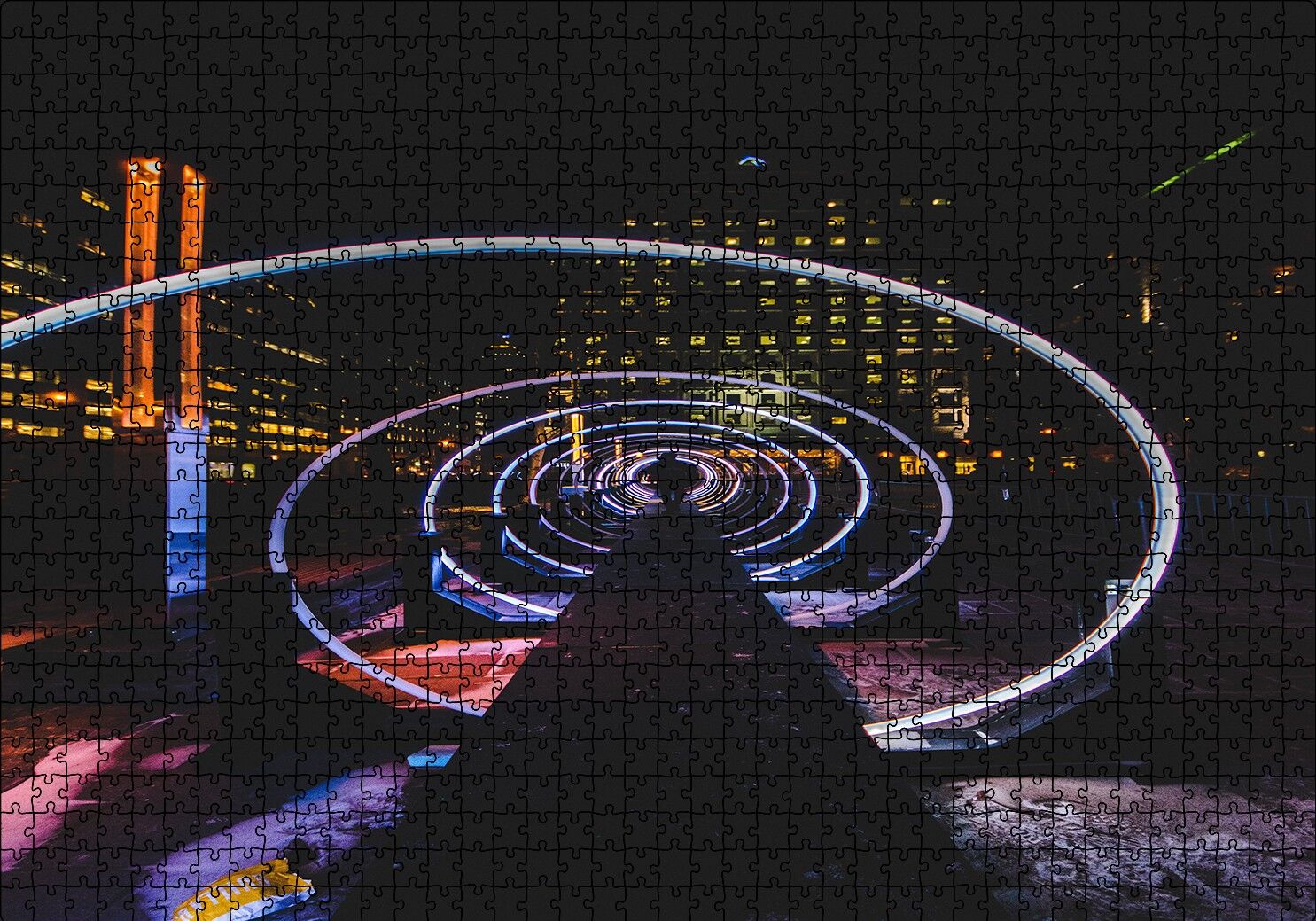 Neon Spiral Tünel ve Adam Puzzle Yapboz MDF Ahşap 1000 Parça 49 cm X 68 cm