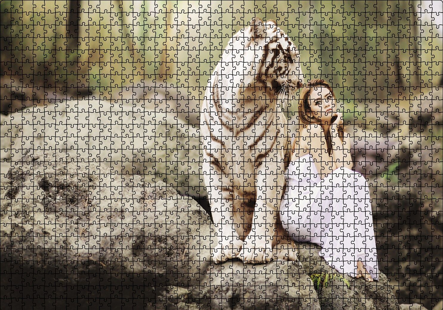 Doğada Kadın ve Kaplan Puzzle Yapboz MDF Ahşap 1000 Parça 49 cm X 68 cm