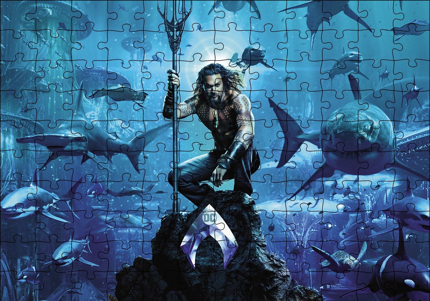 Aquaman Su Altında Köpek Balıklar Puzzle Yapboz MDF Ahşap 120 Parça 24 cm X 34 cm