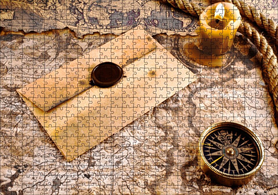 Eski Harita Mühürlü Mektup Mum ve Pusula Puzzle Yapboz MDF Ahşap 500 Parça 49 cm X 68 cm