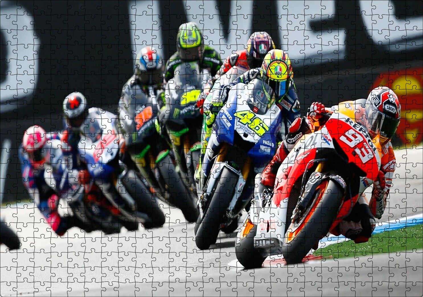 Portimao Pisti MotoGP 2020 Görseli Puzzle Yapboz MDF Ahşap 500 Parça 49 cm X 68 cm