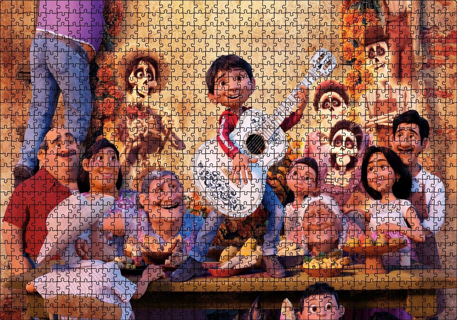 Coco Gitarist Çocuk ve Masada Tüm Karakterler Puzzle Yapboz MDF Ahşap 1000 Parça 49 cm X 68 cm