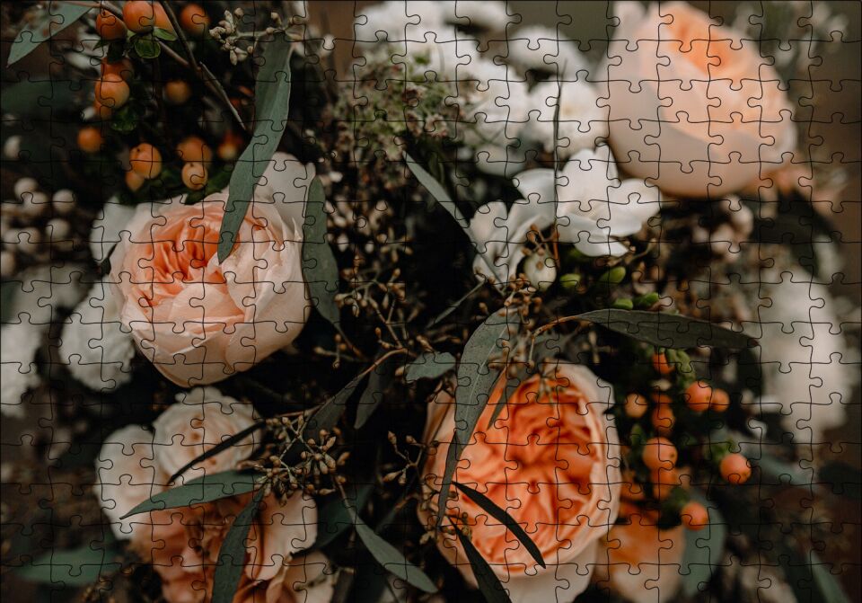 Sarı Turuncu Beyaz Çiçekler Puzzle Yapboz MDF Ahşap 255 Parça 34 cm X 49 cm