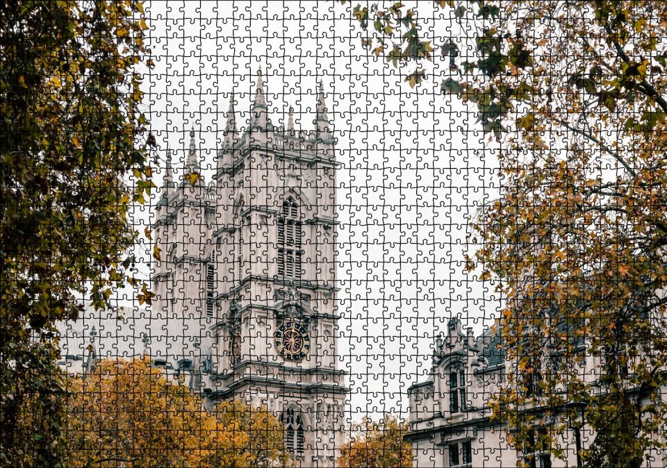 Londra'da Tarihi Binalar ve Sonbahar Renkleri Puzzle Yapboz MDF Ahşap 1000 Parça 49 cm X 68 cm