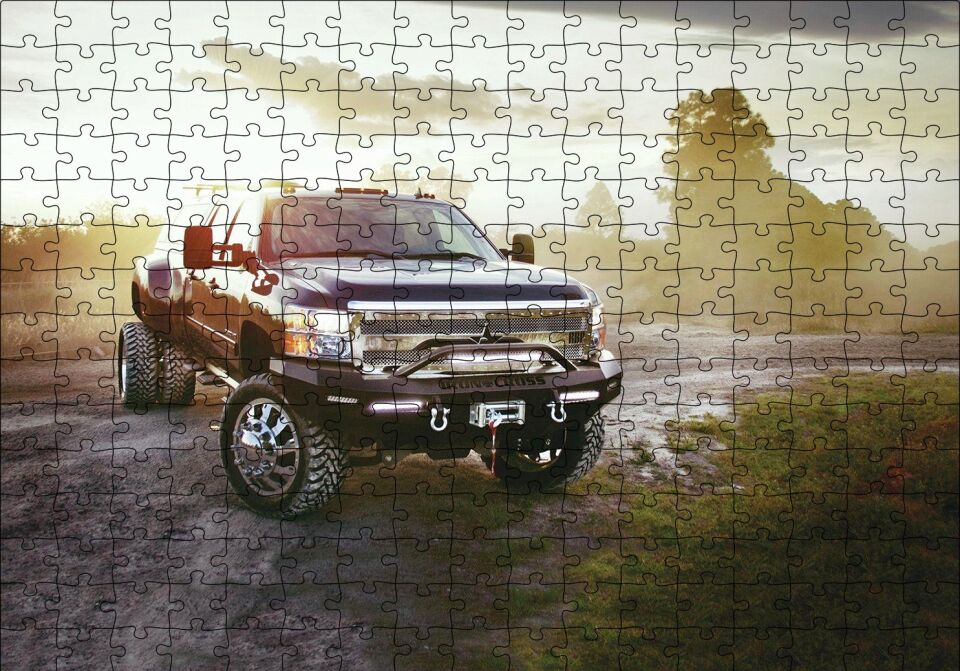 Gündoğumu ve Chevrolet Kamyonet Puzzle Yapboz MDF Ahşap 255 Parça 34 cm X 49 cm