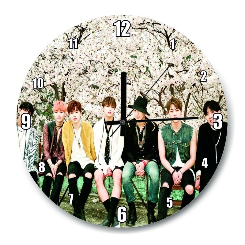 Kore Pop Grubu BTS  Mdf Ahşap Duvar Saati 30 cm Çap