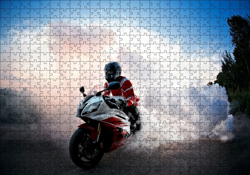 Racing Motorsiklet Patinaj Puzzle Yapboz MDF Ahşap 500 Parça 49 cm X 68 cm