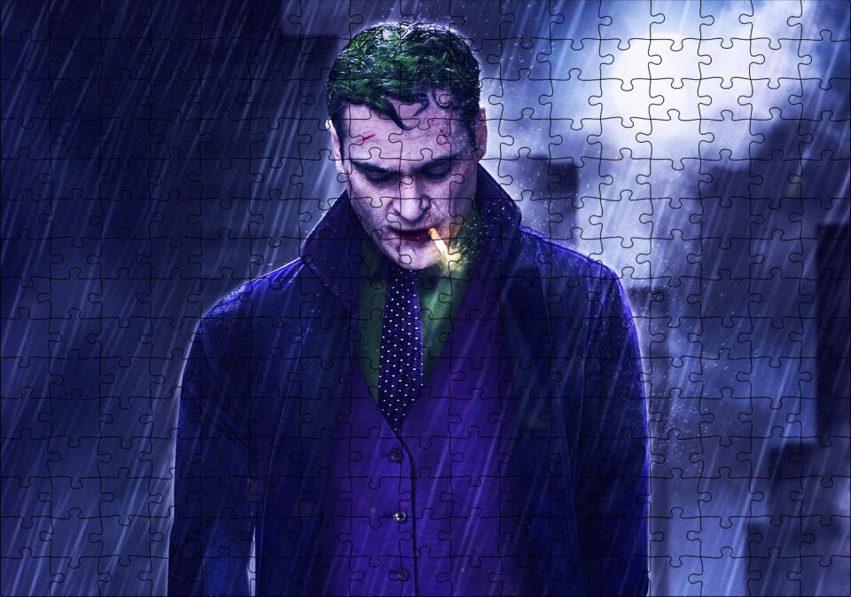 Joker Yağmur Altında Sigara İçiyor Puzzle Yapboz MDF Ahşap 255 Parça 34 cm X 49 cm