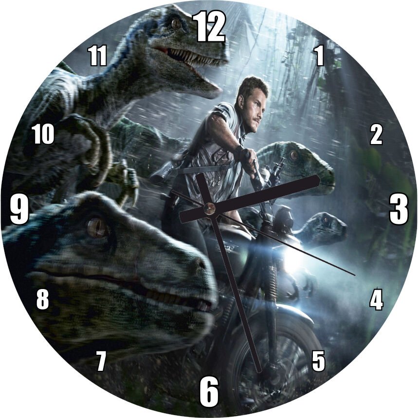 Jurassic World Motorlu Chris Pratt ve Raptorlar  Mdf Ahşap Duvar Saati 50 cm Çap