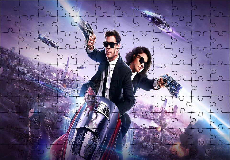 MIB International Chris Hemsworth Puzzle Yapboz MDF Ahşap