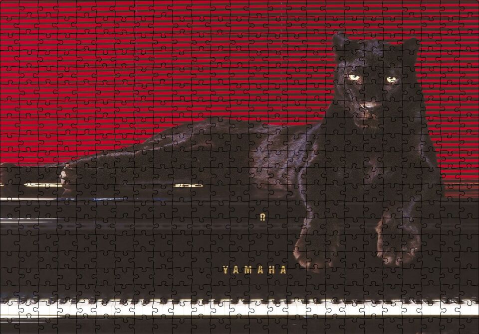 Piyanodaki Siyah Leopar Puzzle Yapboz MDF Ahşap 500 Parça 49 cm X 68 cm