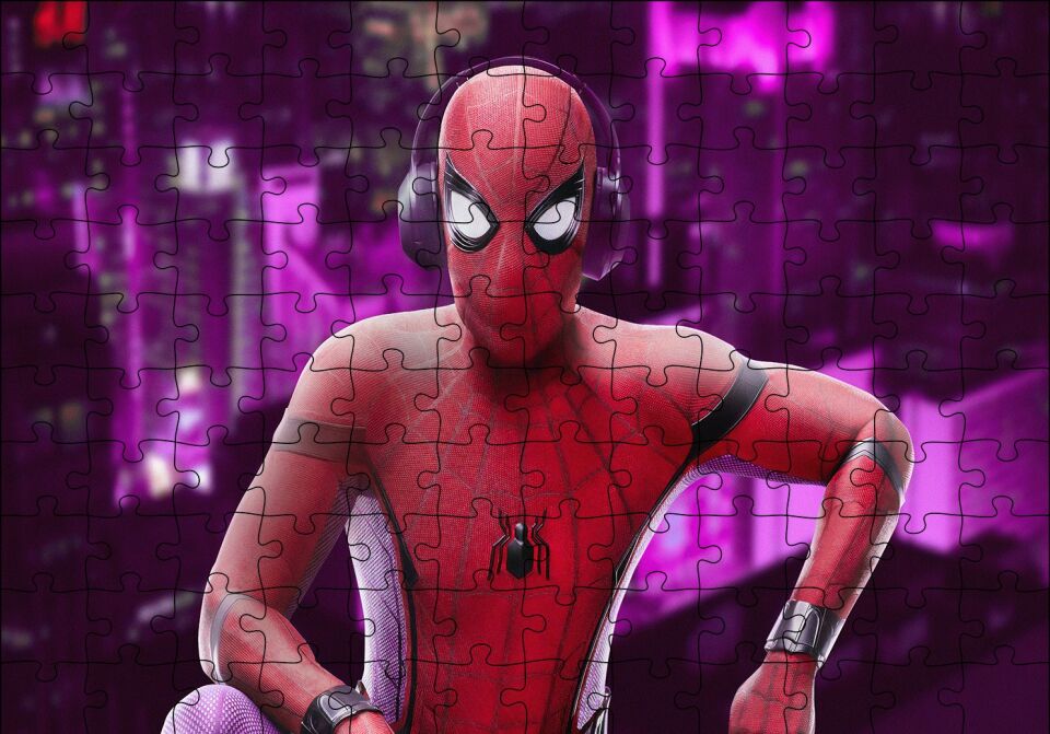 Spiderman Kulaklıkllı Görseli Puzzle Yapboz MDF Ahşap
