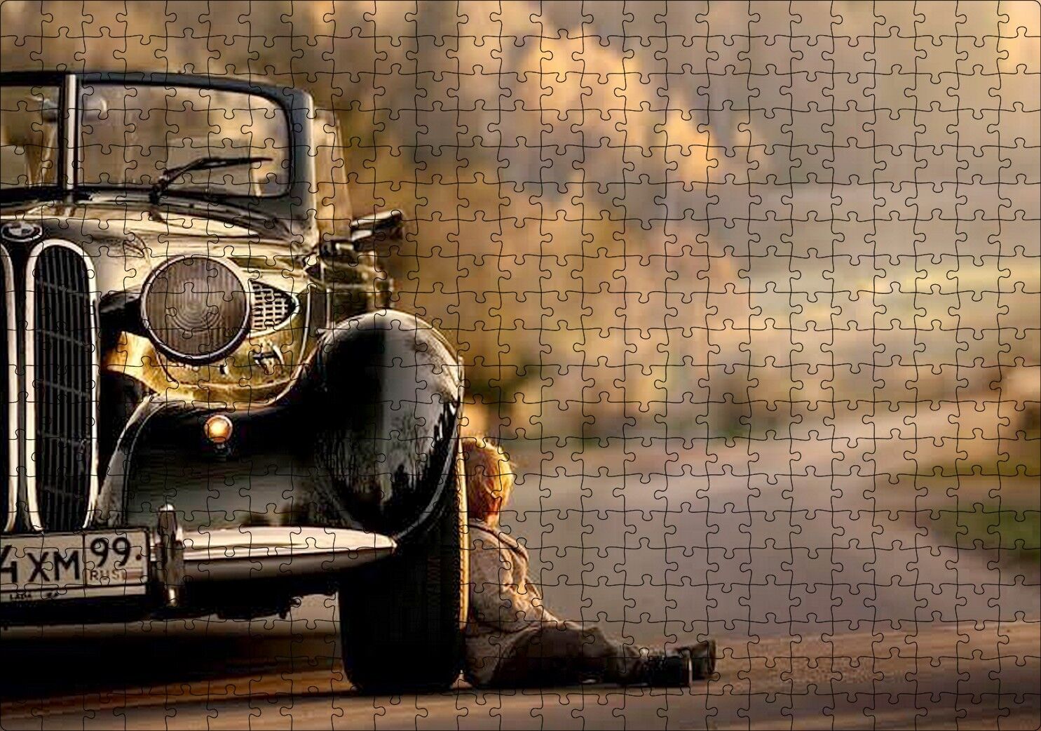 Yolda Antika Araba Ve Çocuk Görseli Puzzle Yapboz MDF Ahşap 500 Parça 49 cm X 68 cm