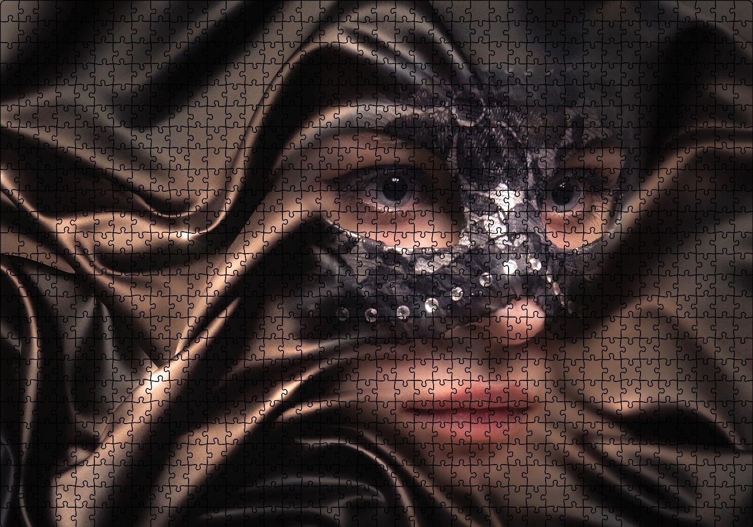 Kumaş Örtülü Maskeli Kadın Puzzle Yapboz MDF Ahşap 1000 Parça 49 cm X 68 cm