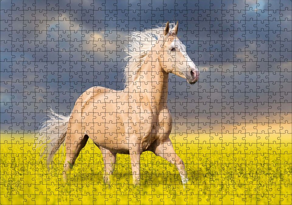 Toprak Rengi At Çiçekler Arasında Koşarken Görsel Puzzle Yapboz MDF Ahşap 500 Parça 49 cm X 68 cm