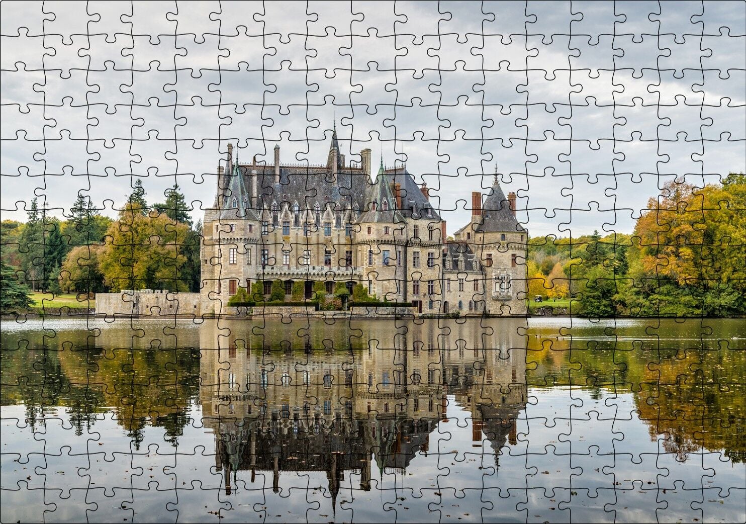Göl Kıyısındaki Görkemli Şato ve Orman Puzzle Yapboz MDF Ahşap 255 Parça 34 cm X 49 cm
