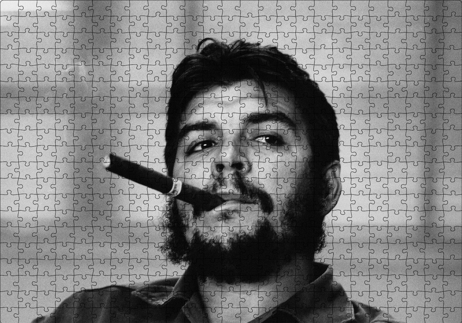 Che Guevara ve Purosu SB Puzzle Yapboz MDF Ahşap 500 Parça 49 cm X 68 cm