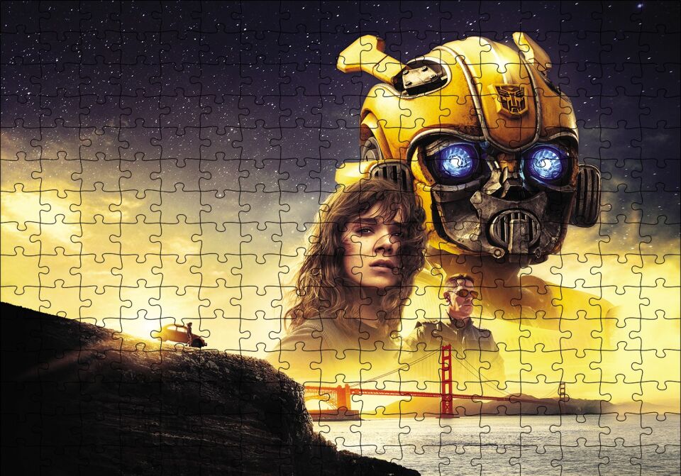 Bumblebee, Hailee Steinfeld ve John Cena Puzzle Yapboz MDF Ahşap 255 Parça 34 cm X 49 cm