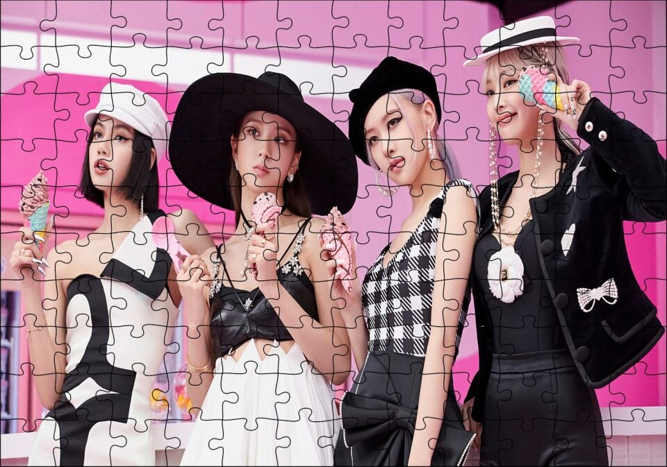 Blackpink Üyeleri Ve Dondurma Konsepti Puzzle Yapboz MDF Ahşap