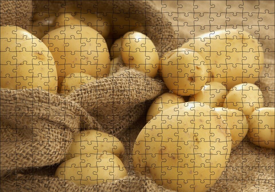 Keten Çuval ve Patatesler Puzzle Yapboz MDF Ahşap 255 Parça 34 cm X 49 cm
